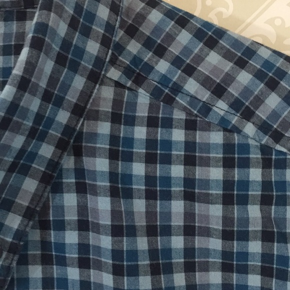 {Columbia}Men's Sportswear Size L Button Down - Picture 3 of 6